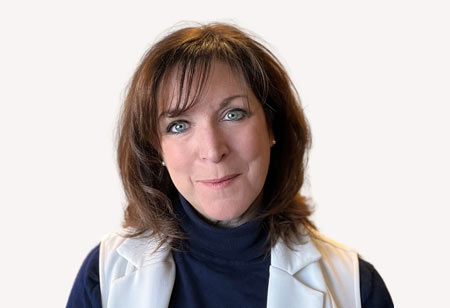 Developing a Strategy to Tackle HR Challenges: Four Best Practices