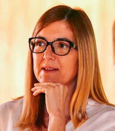Dr. Dilek Erik Dr. Dilek Erik